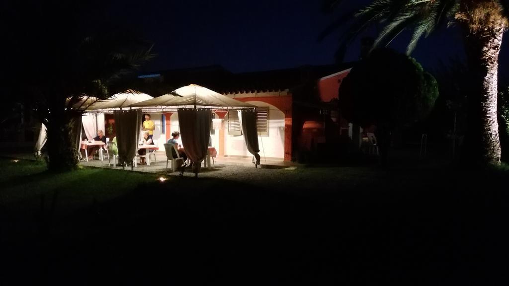 Agriturismo Santa Barbara Саррок Экстерьер фото