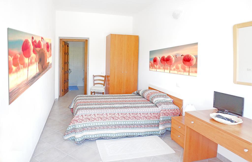 Agriturismo Santa Barbara Саррок Экстерьер фото